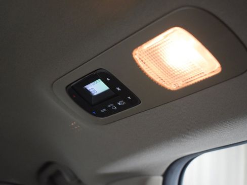 Used 2021 Honda Odyssey Touring image 24