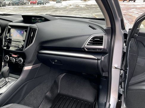 Used 2023 Subaru Forester Premium image 17