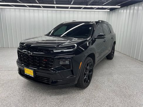 Used 2024 Chevrolet Traverse RS AWD/4WD image 3