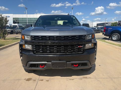 Used 2021 Chevrolet Silverado 1500 Custom Trail Boss AWD/4WD image 2