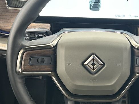 Used 2023 Rivian R1S Adventure image 13