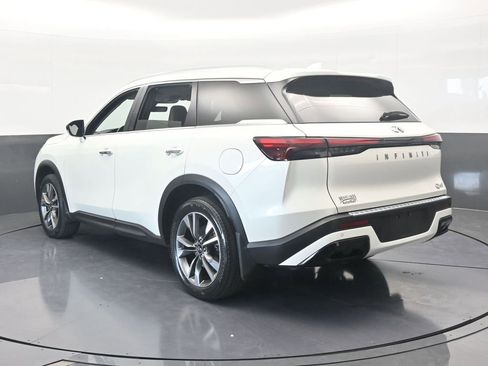 Used 2023 INFINITI QX60 Luxe w/ Performance Audio Package image 4