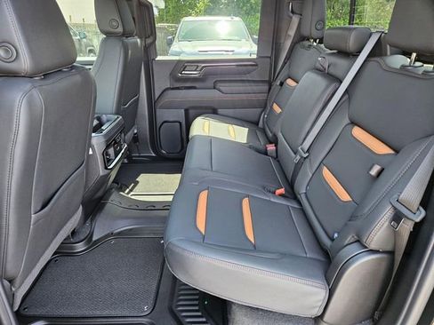 New 2026 GMC Sierra 3500 AT4 w/ AT4 Premium Plus Package AWD/4WD image 15