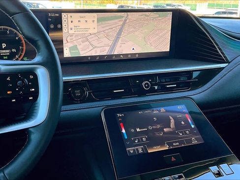 Used 2025 INFINITI QX80 Luxe image 7