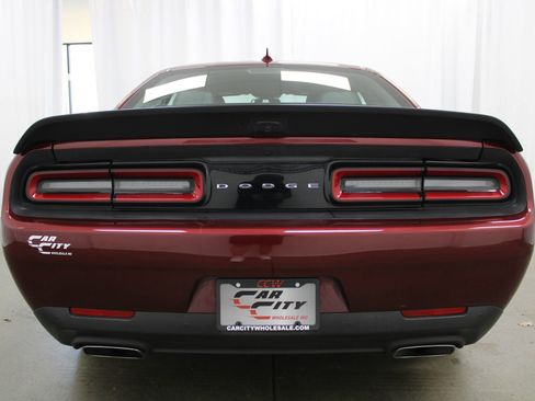 Used 2021 Dodge Challenger R/T Scat Pack RWD image 6
