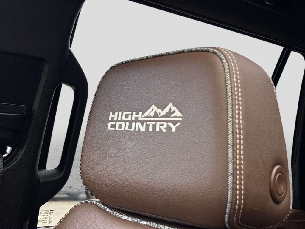Used 2023 Chevrolet Tahoe High Country AWD/4WD image 27