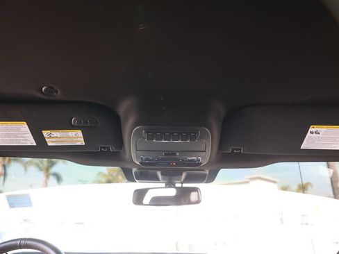 Used 2025 Ford F150 Raptor AWD/4WD image 32