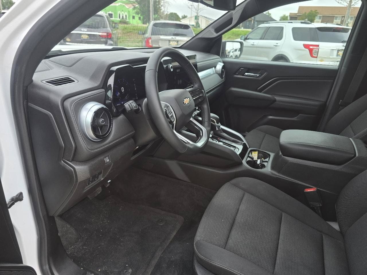 Used 2023 Chevrolet Colorado LT w/ LT Convenience Package II AWD/4WD image 20