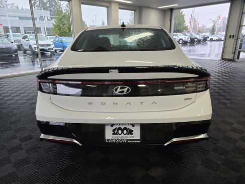 New 2026 Hyundai Sonata SEL image 5