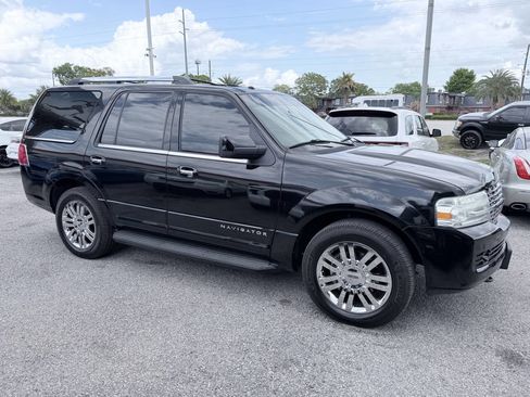 Used 2007 Lincoln Navigator 4WD image 7