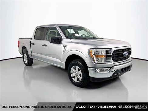 Used 2021 Ford F150 XLT image 3