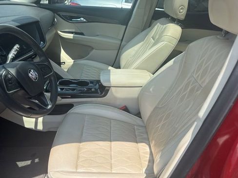 Used 2022 Buick Envision Avenir w/ Safety Package FWD image 43