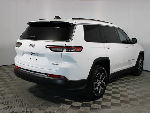 Used 2023 Jeep Grand Cherokee L Limited RWD image 34