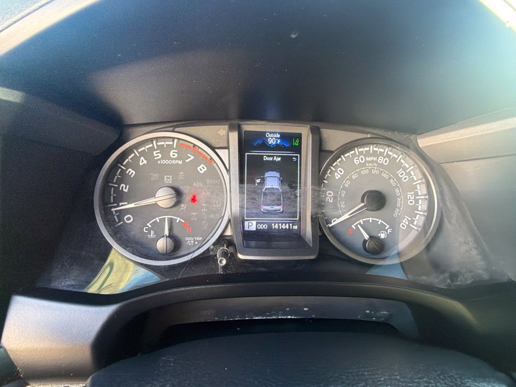 Used 2022 Toyota Tacoma TRD Sport w/ Technology Package RWD image 34