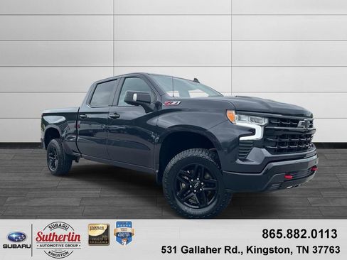 Used 2024 Chevrolet Silverado 1500 LT Trail Boss w/ Convenience Package II AWD/4WD image 1