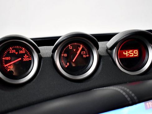 Used 2013 Nissan 370Z Touring w/ Sport Pkg image 26