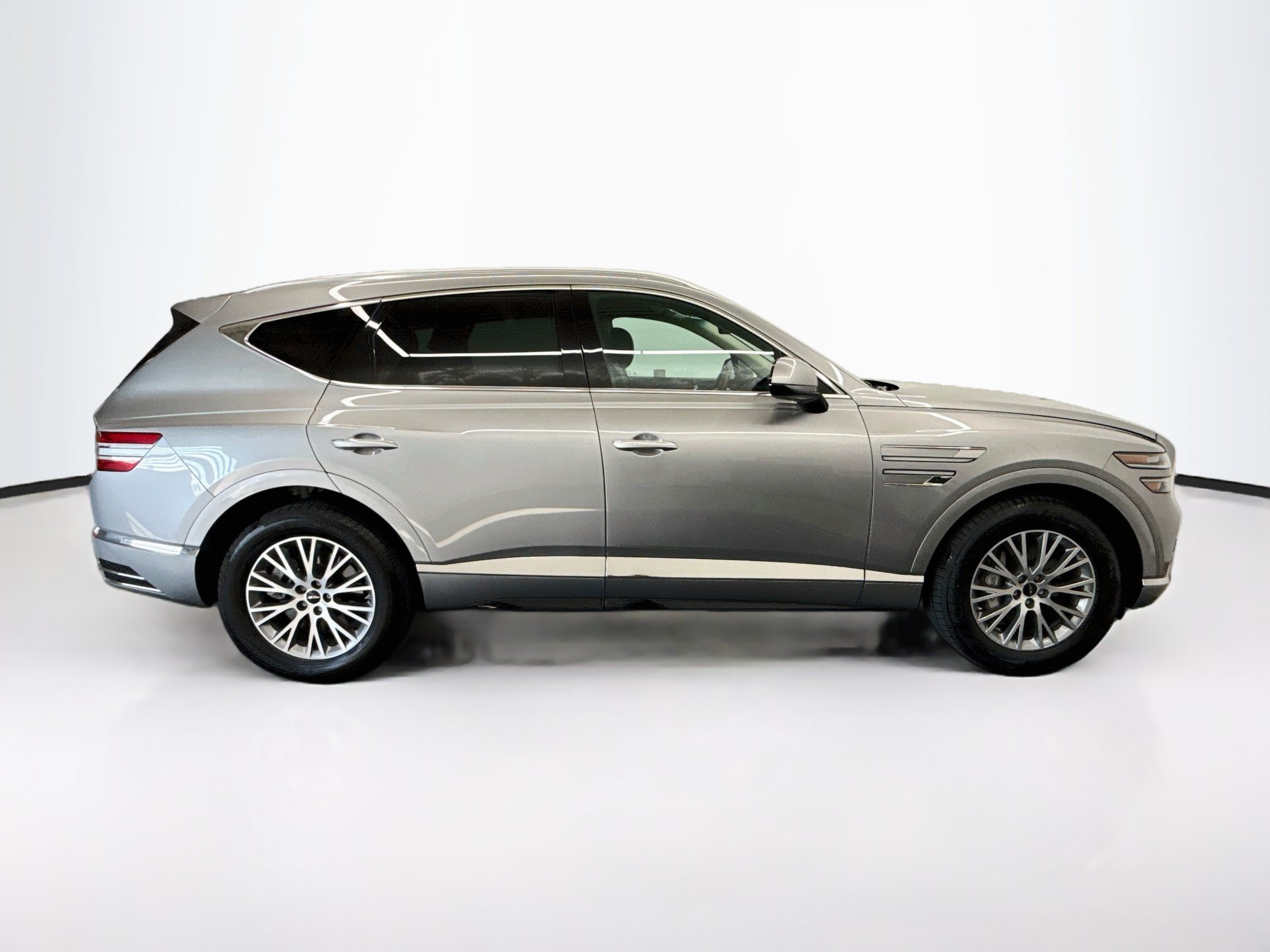 Used 2025 Genesis GV80 2.5T Standard AWD/4WD image 10