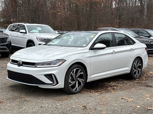 New 2026 Volkswagen Jetta SEL image 5