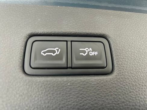 Used 2024 Kia Carnival SX FWD image 16