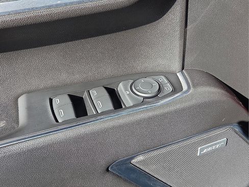 Used 2022 Chevrolet Silverado 1500 RST image 13