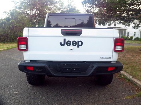 Used 2020 Jeep Gladiator Sport w/ Quick Order Package 24S AWD/4WD image 37
