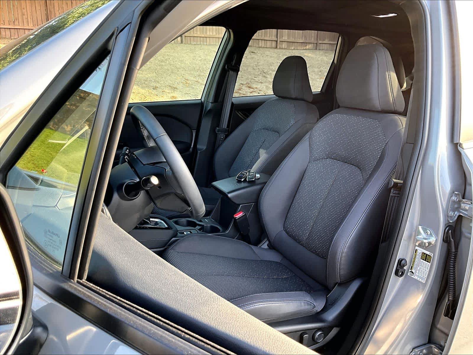 Used 2025 Subaru Forester Premium AWD/4WD image 28