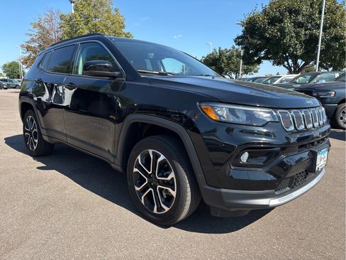 Used 2022 Jeep Compass Limited AWD/4WD image 7