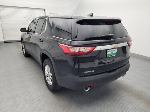 Used 2019 Chevrolet Traverse LS FWD image 5