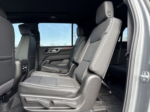 New 2026 GMC Yukon XL Denali w/ Sun & Power Step Package image 28
