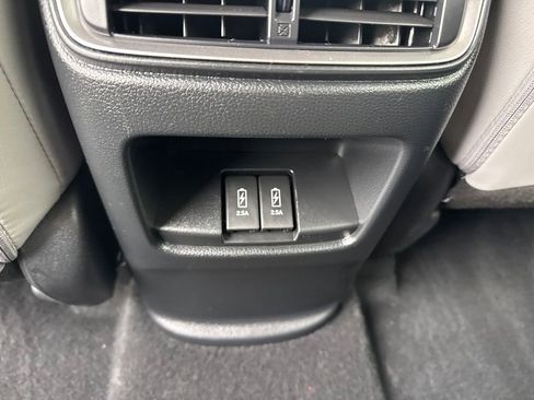 Used 2021 Honda CR-V Touring image 23