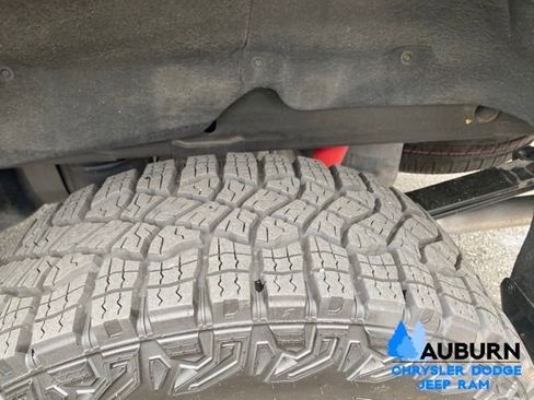 Used 2025 GMC Sierra 1500 AT4 AWD/4WD image 13
