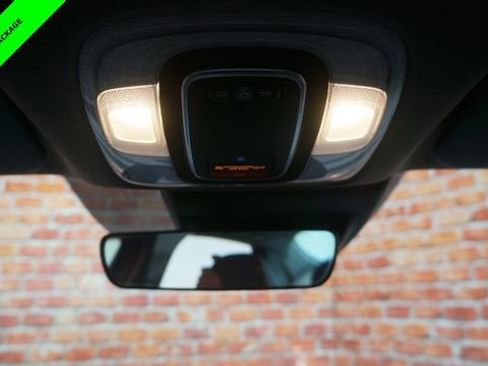 Used 2023 Hyundai Elantra SEL w/ Convenience Package image 31