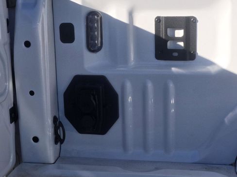 Used 2025 Ford F350 Platinum image 16