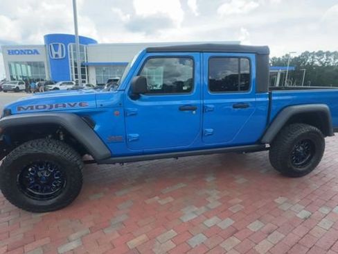 Used 2021 Jeep Gladiator Mojave w/ LED Lighting Group AWD/4WD image 7
