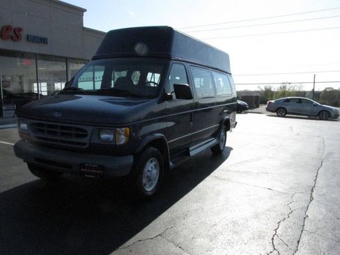 Used 1997 Ford E-350 and Econoline 350 XL RWD image 5