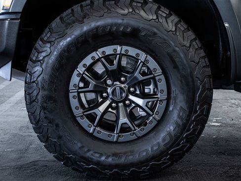 Used 2022 Ford F150 Raptor w/ Raptor 37 Performance Package AWD/4WD image 20