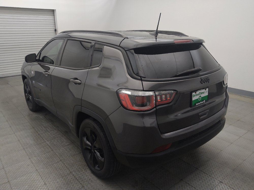 Used 2019 Jeep Compass Latitude FWD image 5