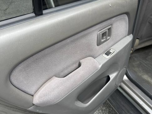 Used 2002 Toyota 4Runner SR5 AWD/4WD image 20