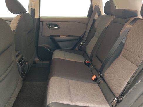 Used 2021 Nissan Rogue SV FWD image 18