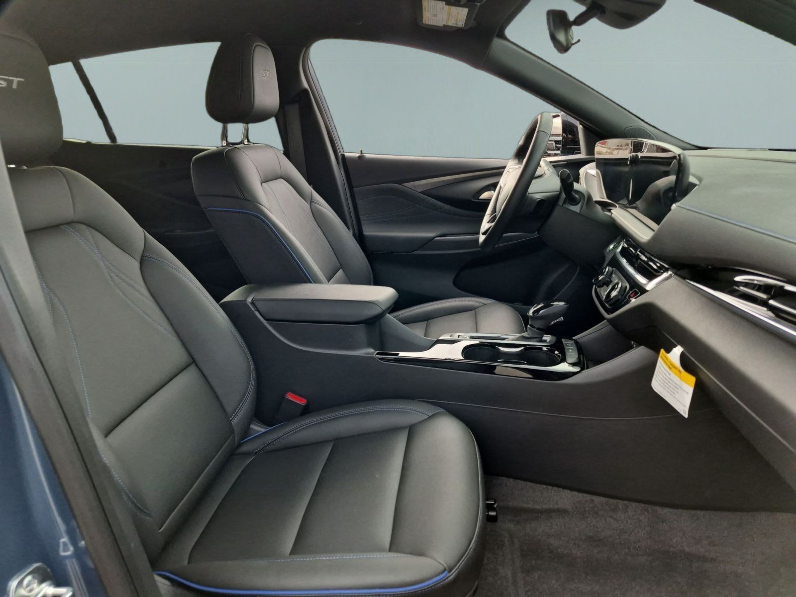 New 2026 Buick Envista Sport Touring w/ Advanced Safety Package FWD image 26