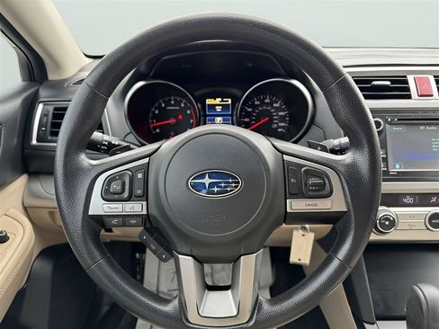 Used 2017 Subaru Outback 2.5i AWD/4WD image 19