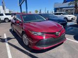Used 2018 Toyota Camry LE image 2