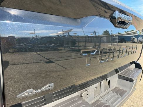 Used 2023 Toyota Tundra Platinum AWD/4WD image 35