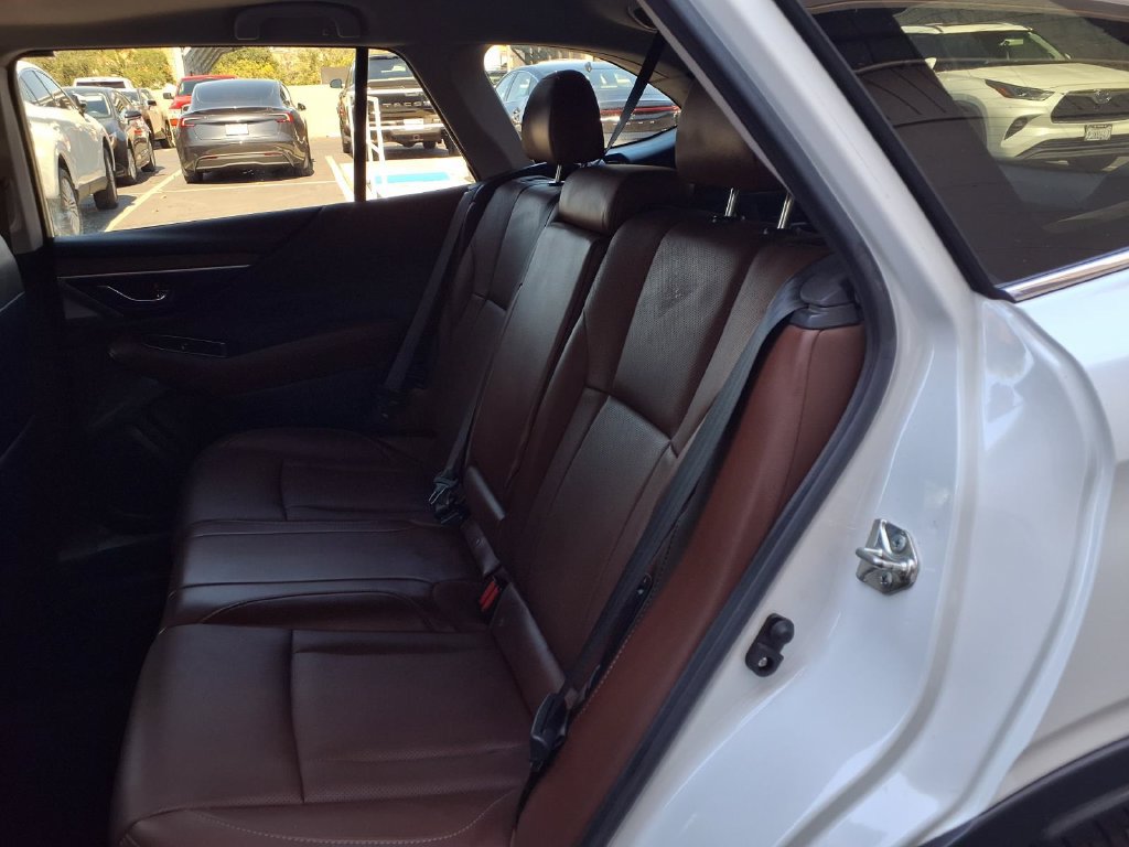 Used 2020 Subaru Outback Touring AWD/4WD image 20