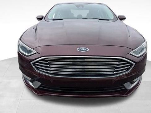 Used 2017 Ford Fusion Titanium FWD image 2