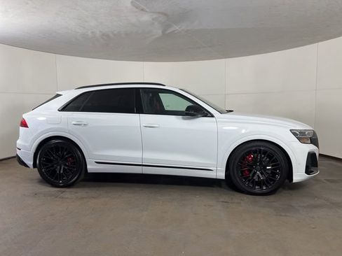 New 2026 Audi SQ8 Prestige image 8