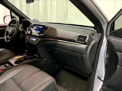 Used 2022 Honda Pilot TrailSport image 28