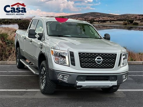 Used 2019 Nissan Titan PRO-4X w/ Pro-4x Convenience Package image 1