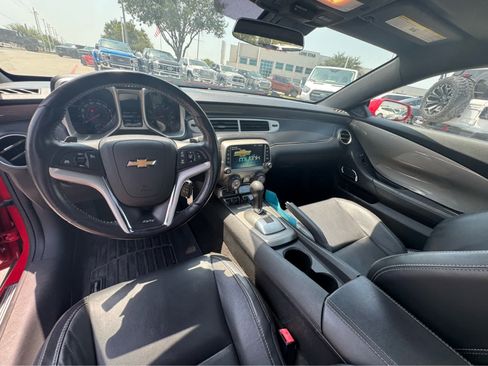 Used 2015 Chevrolet Camaro SS w/ RS Package RWD image 7