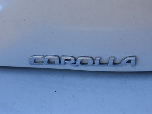 Used 2025 Toyota Corolla SE image 15